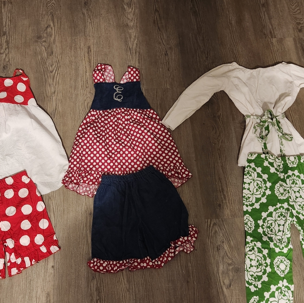 Boutique girls outfits size 7 and 8.